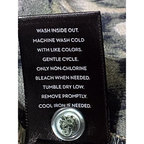 Simply Vera Size XL Black Print Handkerchief Hem Semi Sheer Long Sleeve Top - Picture 9 of 10